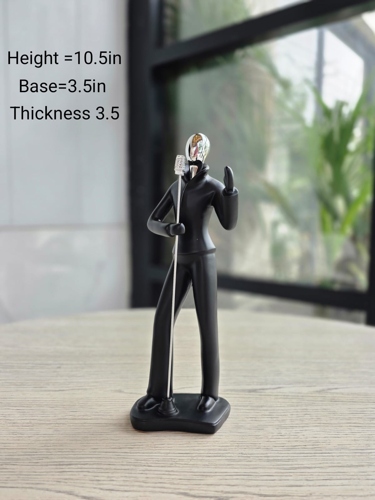 Sculpture Modern Singer Figurine